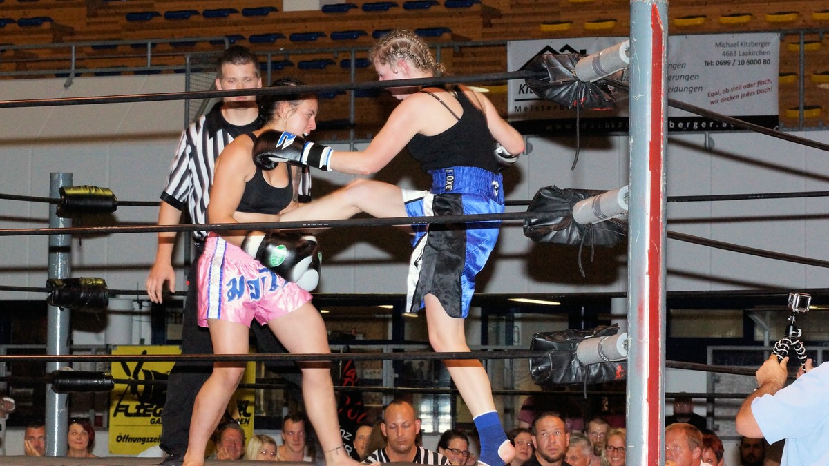 O Fotomagazin / MME Fightnight 2015 in Gmunden